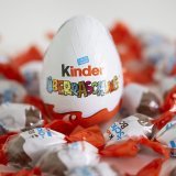 Des produits de la marque "Kinder" avaient été contaminés par des salmonelles l'année dernière. Quarante-neuf personnes ont été touchées en Suisse (image d'illustration).